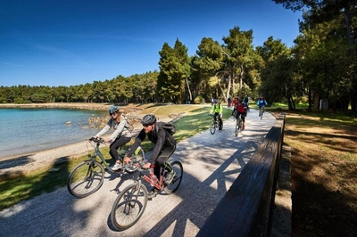 Weekend Bike & Gourmet Tour — Spring 2026