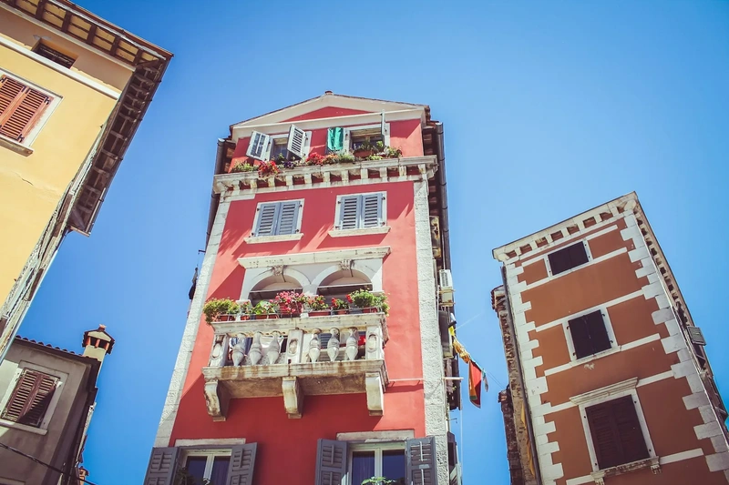 Cultuur en geschiedenis van Rovinj — van Illyrische heuvelburcht tot tweetalig stadje aan de Adriatische Zee