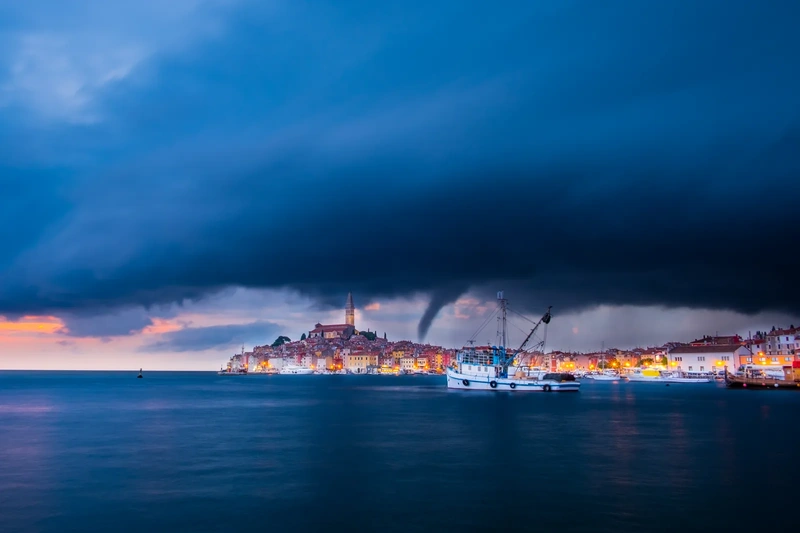 Summer Storms in Rovinj: What a Neverin Is and What to Do
