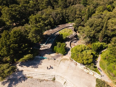 Napušteni paviljon Škarabe
