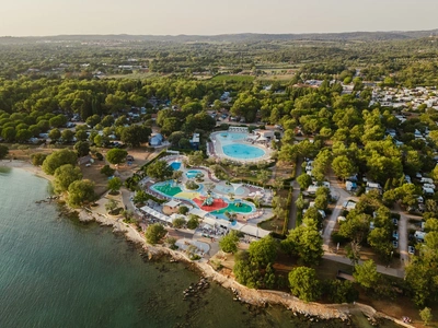 Lagoon pool & splash park