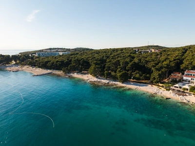 Panorama prema staroj jezgri i otocima