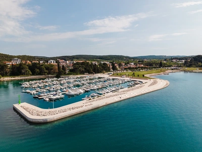 Full marina overview at San Pelagio