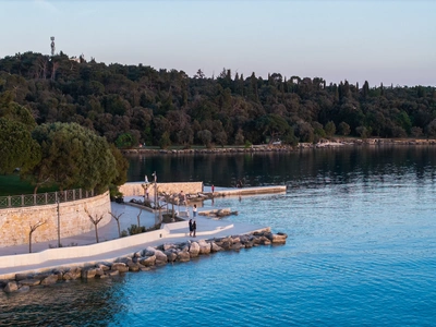 Promenade at dusk with strollers