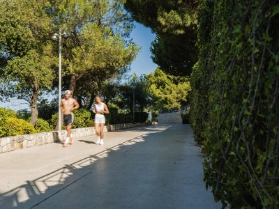 Running the shaded promenade