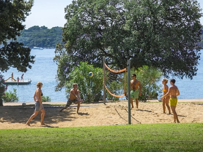 Odbojka na mivki ob morju. Foto: Maistra