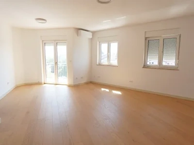 Rovigno | Ogni metro quadro ha il suo perché. Garage incluso.