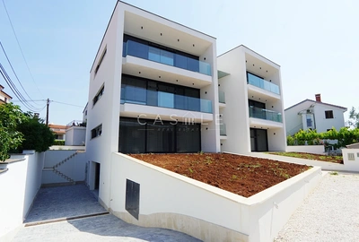 Neubau | Wohnung, Garage und Rovinj. Alles an der richtigen Adresse.