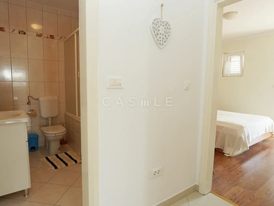Rovinjsko Selo | Ground-Floor Apartment with Courtyard and 3 Parking Spaces
