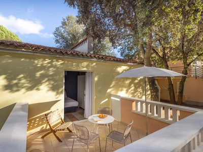 Maistra Select Amarin Resort