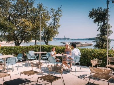 Maistra Select Amarin Resort